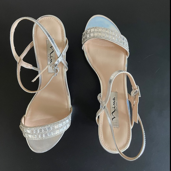 macy’s evening heels - Picture 2 of 3